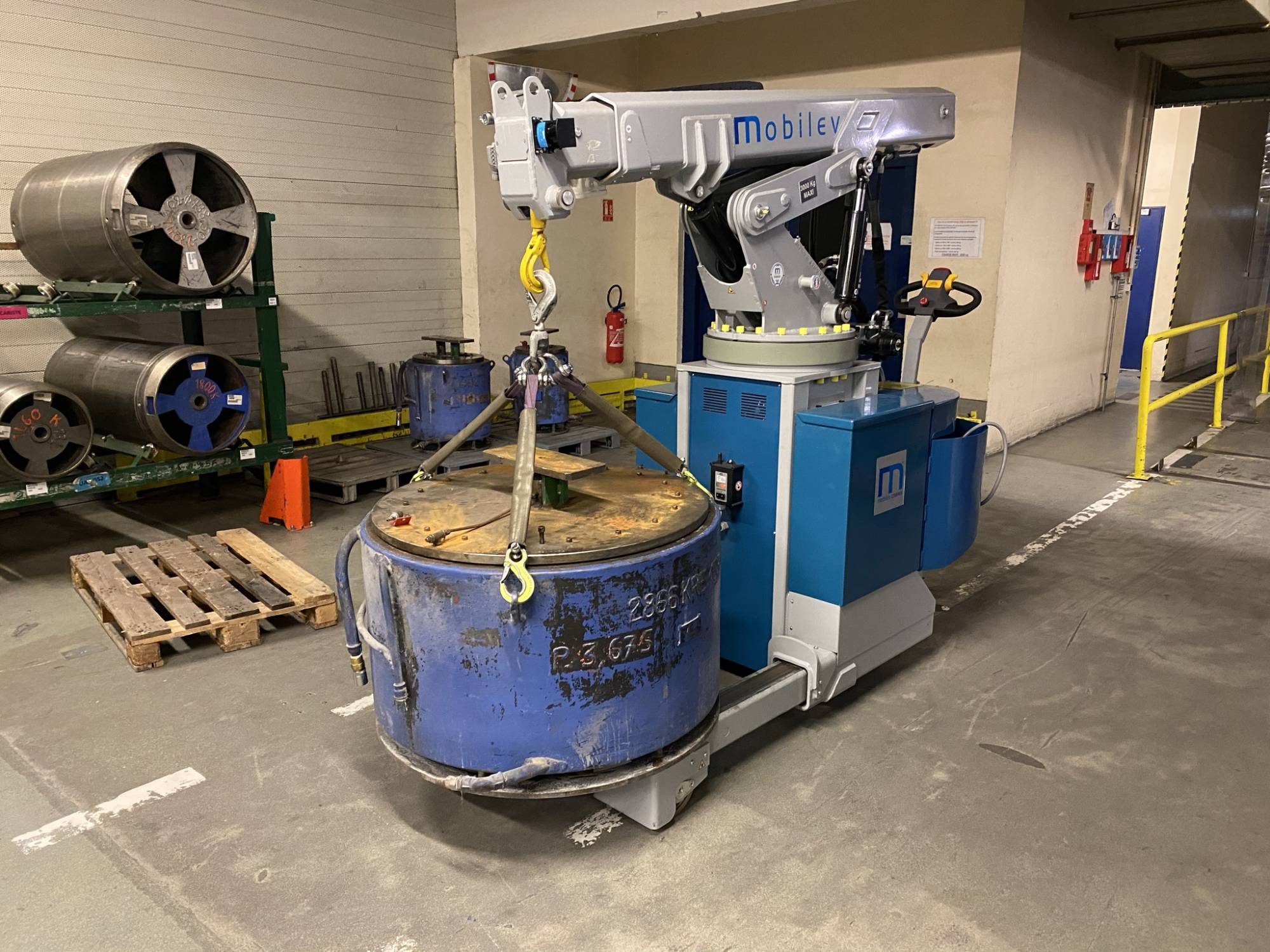 grue pour la manutention des moules