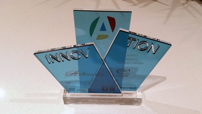 mobilev remporte Artinov 2013